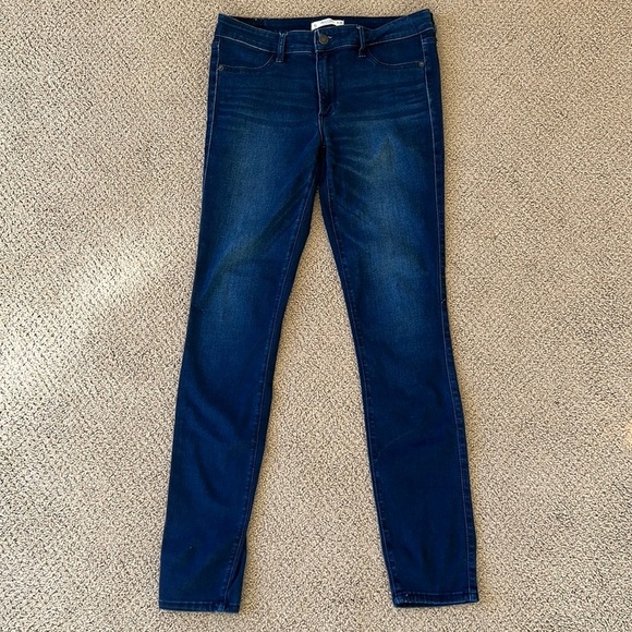 Abercrombie & Fitch Denim - Abercrombie & Fitch Skinny Jean Size 6L (28W 31L)